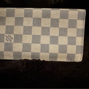 Louis Vuitton Damier Azur Long Wallet - Ivory & Light Blue